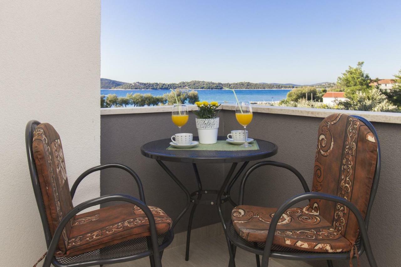 Apartmani Gabriella Vodice Exterior foto