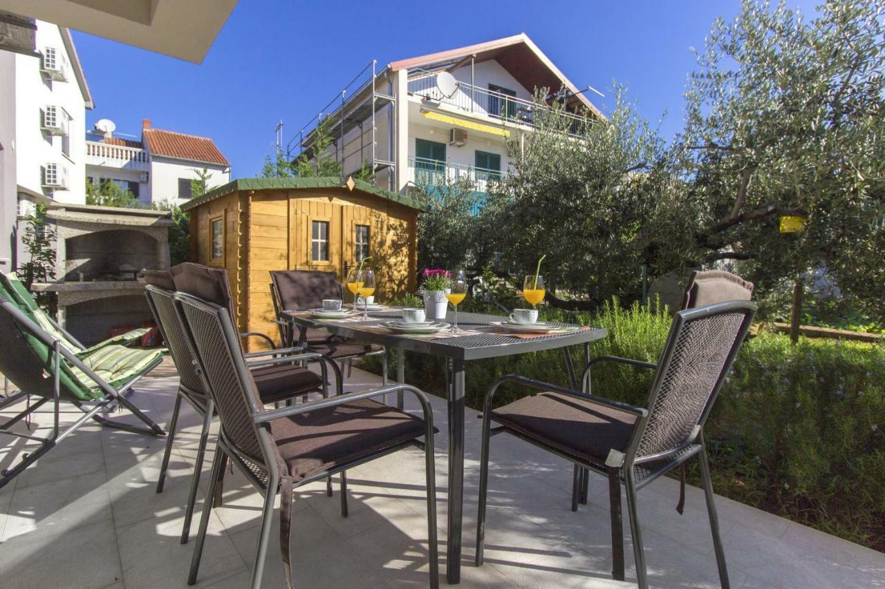 Apartmani Gabriella Vodice Exterior foto