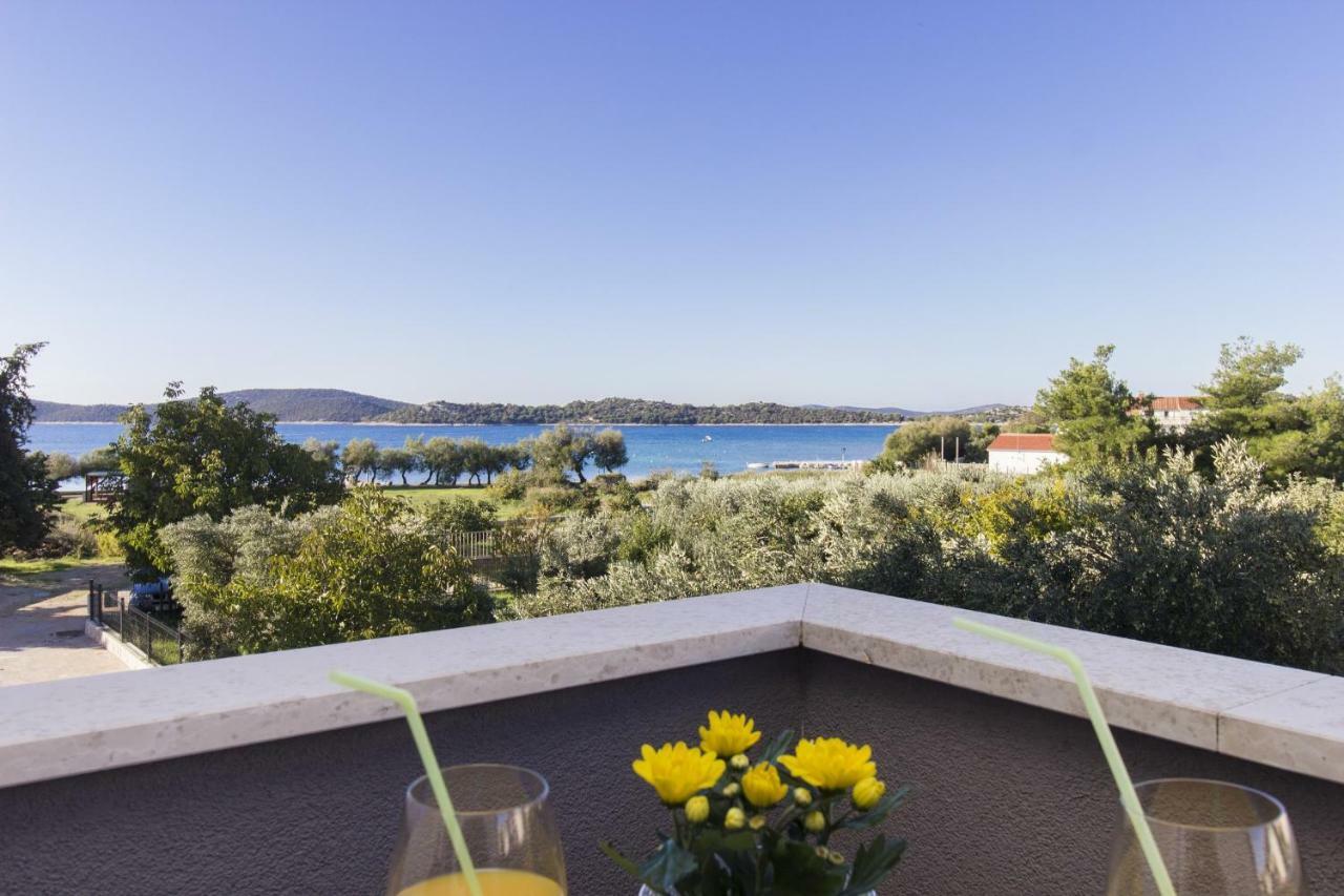 Apartmani Gabriella Vodice Exterior foto